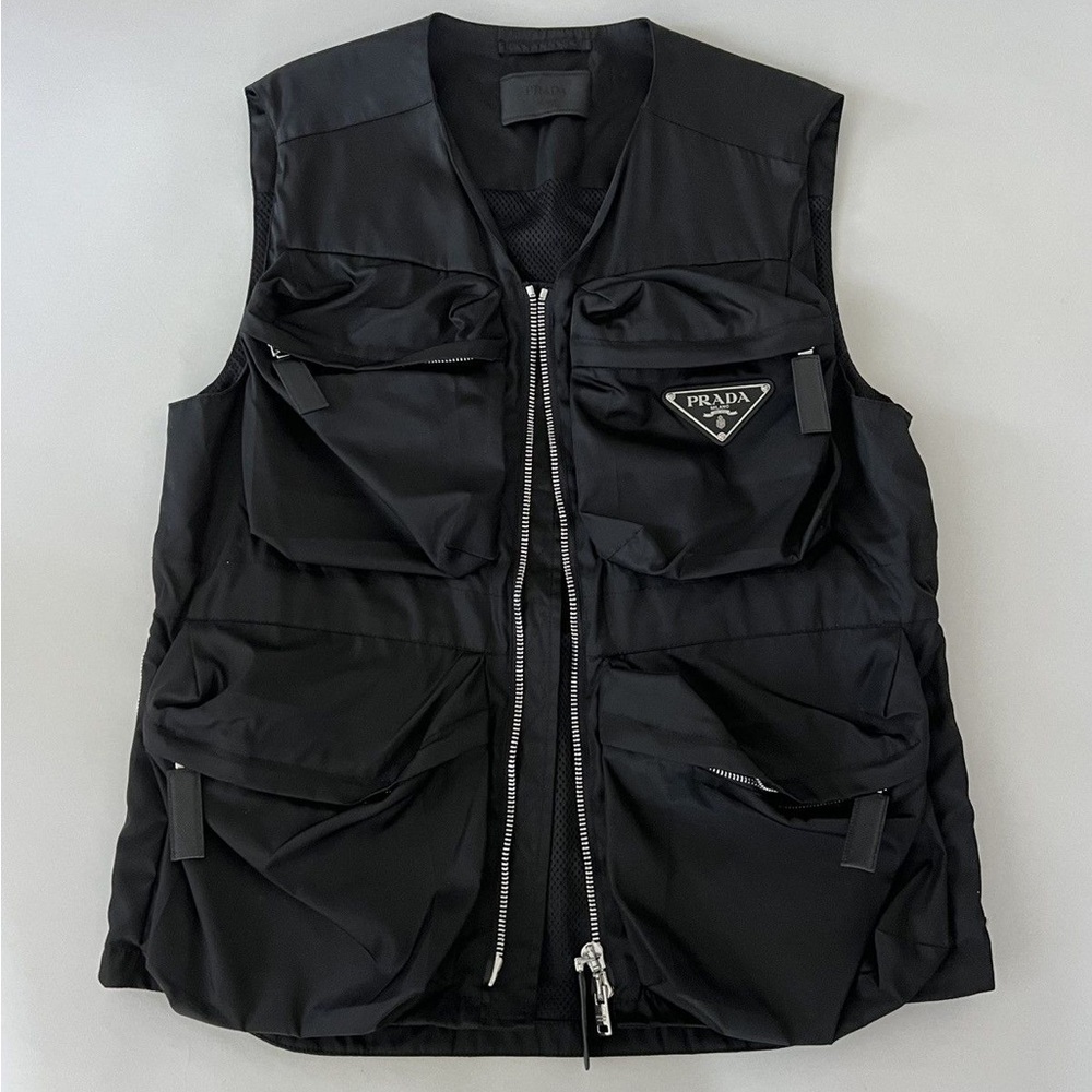 Prada Men’s Black Re-Nylon Cargo Vest in Pristine Condition